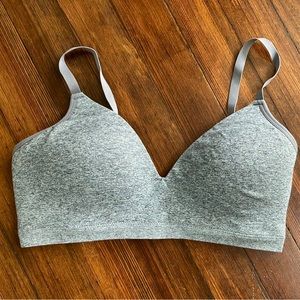 Third Love wireless bra size M+ EUC